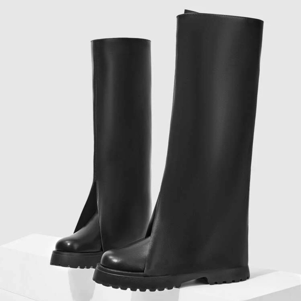 New Minimalist Slip On Black Boots